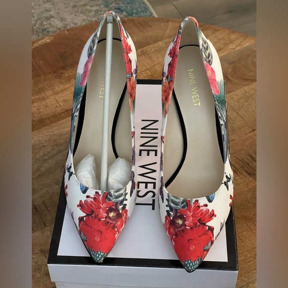 Nine West Shoes - Nine West Heels ~ Size 8
